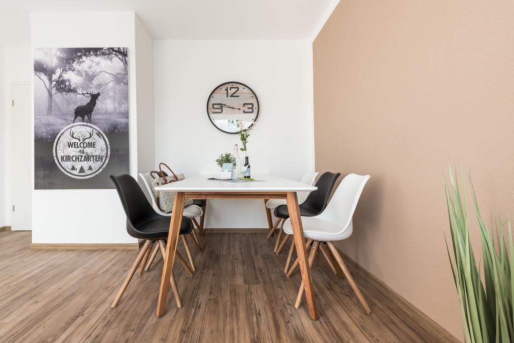 Boutique Apartments Kirchzarten Ngoại thất bức ảnh